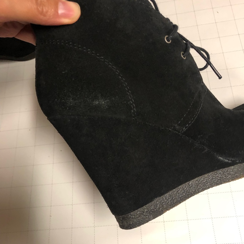 Nine West suede black very comfortable wedge boots with laces - Picture 10 of 17
